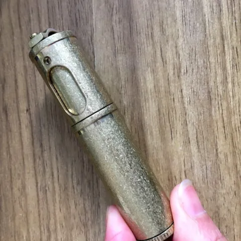 Dolphin HY686 бензиновая зажигалка