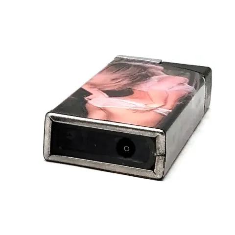 Oney JM-01(07) турбо зажигалка в металлическом чехле Oney JM-01(07) турбо зажигалка в металлическом чехле