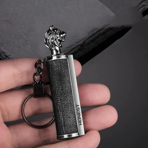 Honest BCZ227 Design бензиновая зажигалка - спичка с кольцом для ключей Honest BCZ227 Design бензиновая зажигалка - спичка с кольцом для ключей