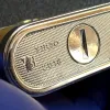 Yibao 055D настольная газовая кремниевая зажигалка
